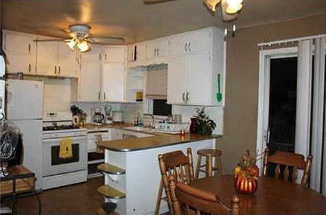 3rd image of 2813 S 42nd St