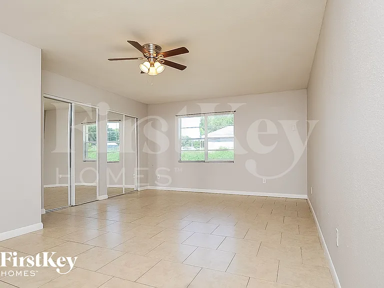 1715 Lake Shipp Dr N — Photo 6
