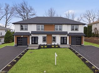 488B Dewey Ave #B, Saddle Brook, NJ