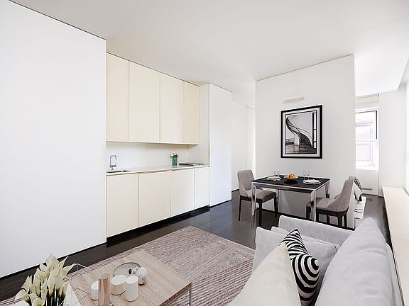 3rd image of 26 Gramercy Park S APT 7C