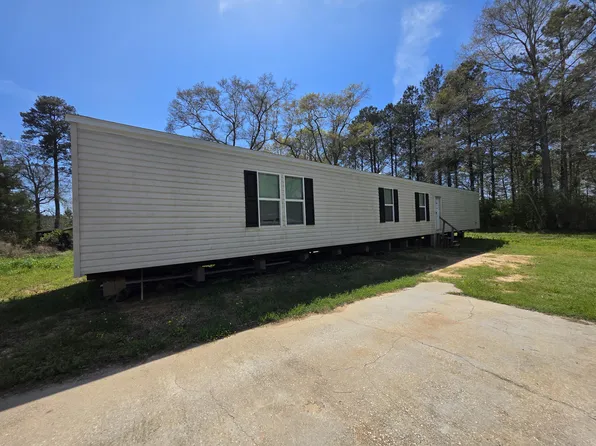 69 Antioch Dr, Laurel, MS 39443