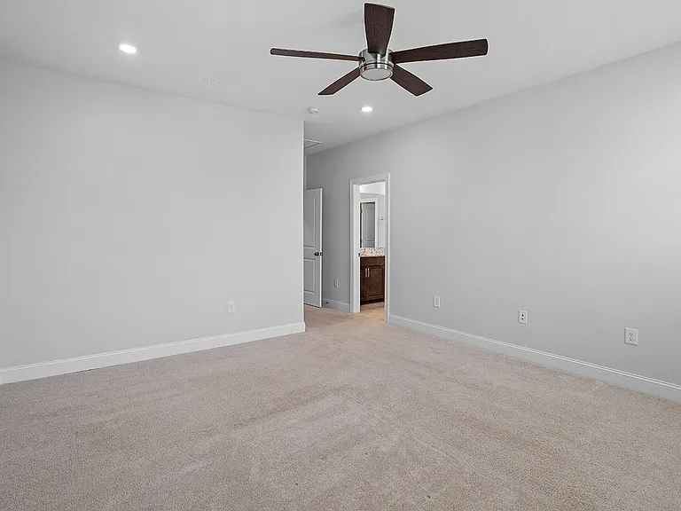 218 Amethyst Way — Photo 13