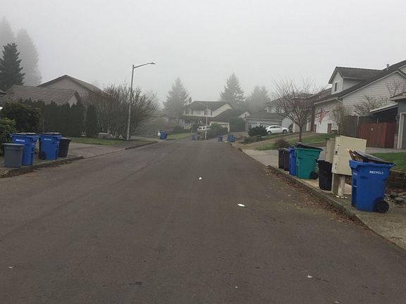 4th image of 318 NW 107th Cir