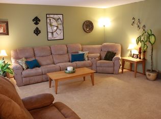 344 N Meyer Ln, Sioux Falls, SD 57103