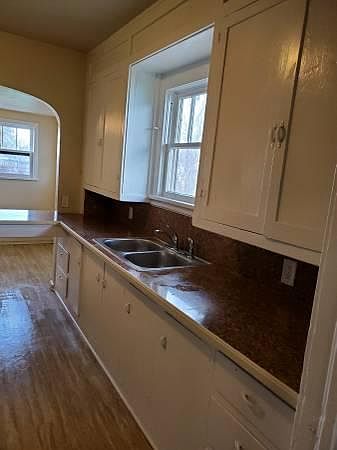 1st image of 815 7th Ave S