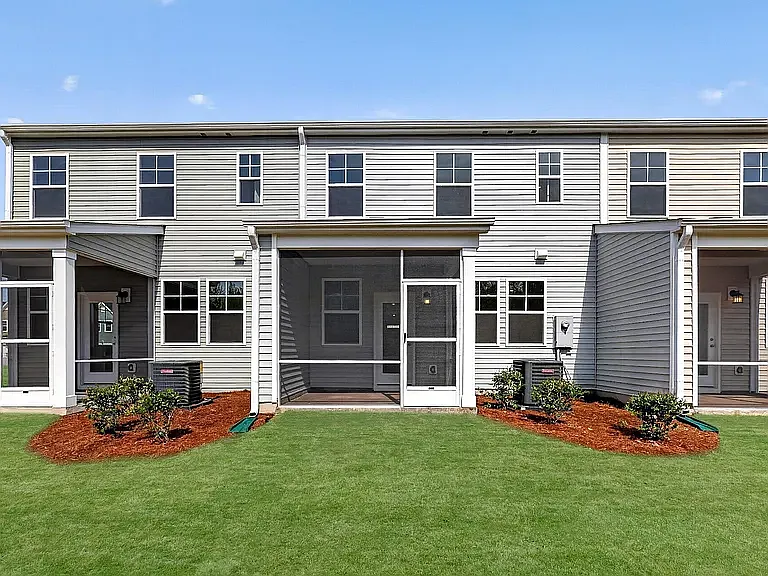 2934 Hickory Field Dr — Photo 4
