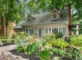 73 Buckingham Rd, Montclair, NJ 07043