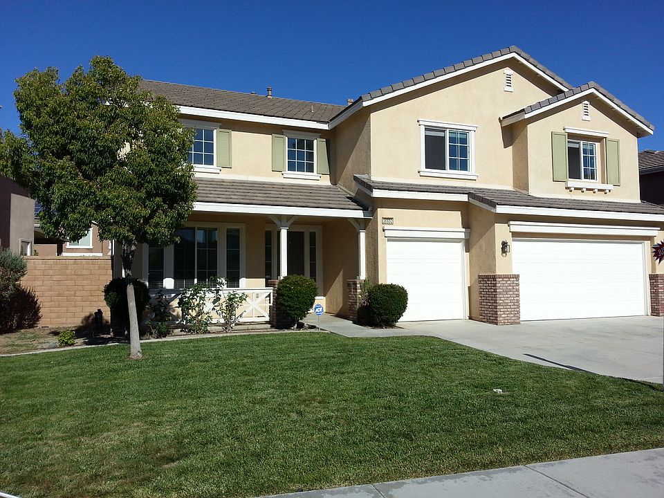 1st image of 36852 Maxmillian Ave