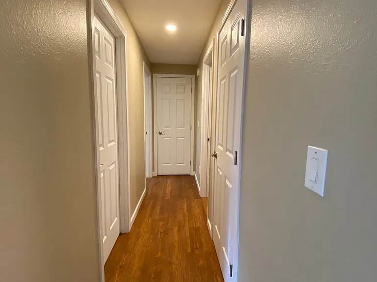 2821 Pacific St — Photo 12