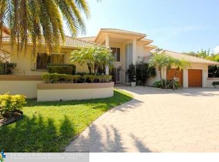 2320 NE 27th St, Lighthouse Pt, FL 33064