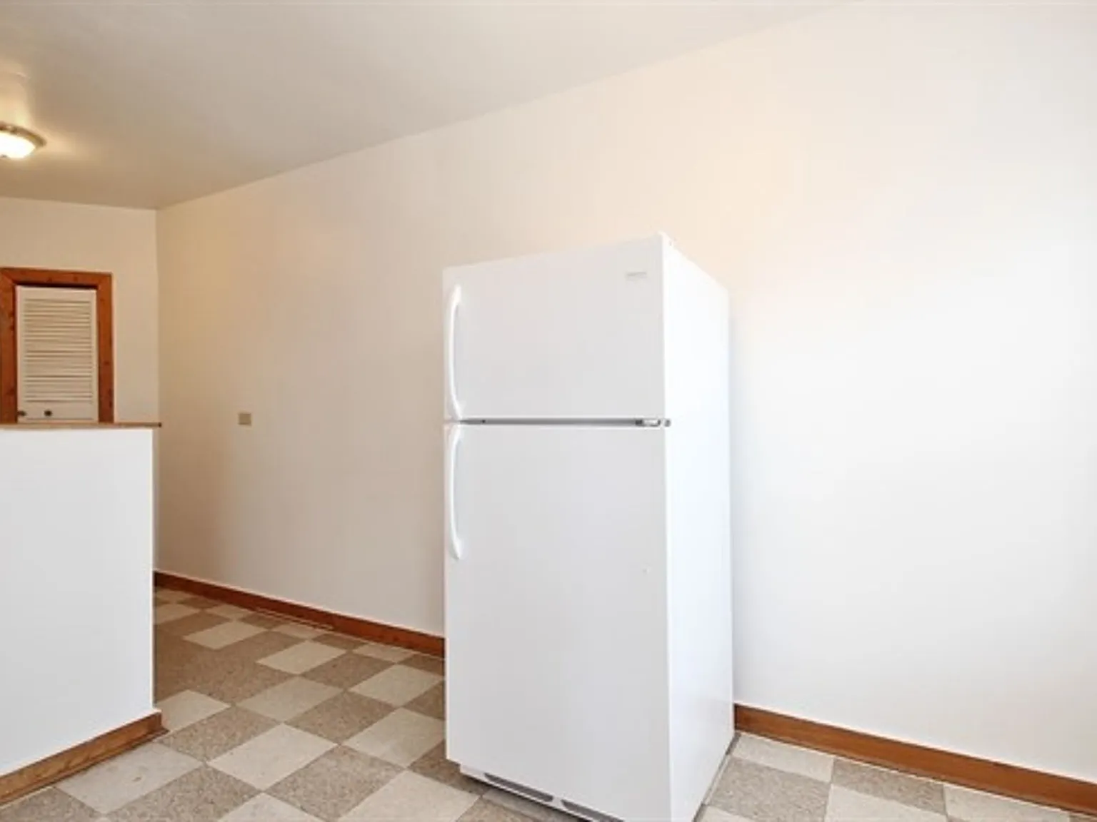6306 S Artesian Ave — Photo 4