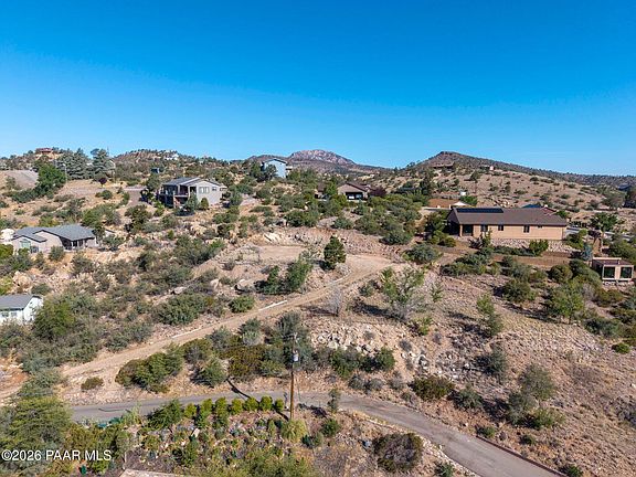 4th image of 2540 Mabel Ln