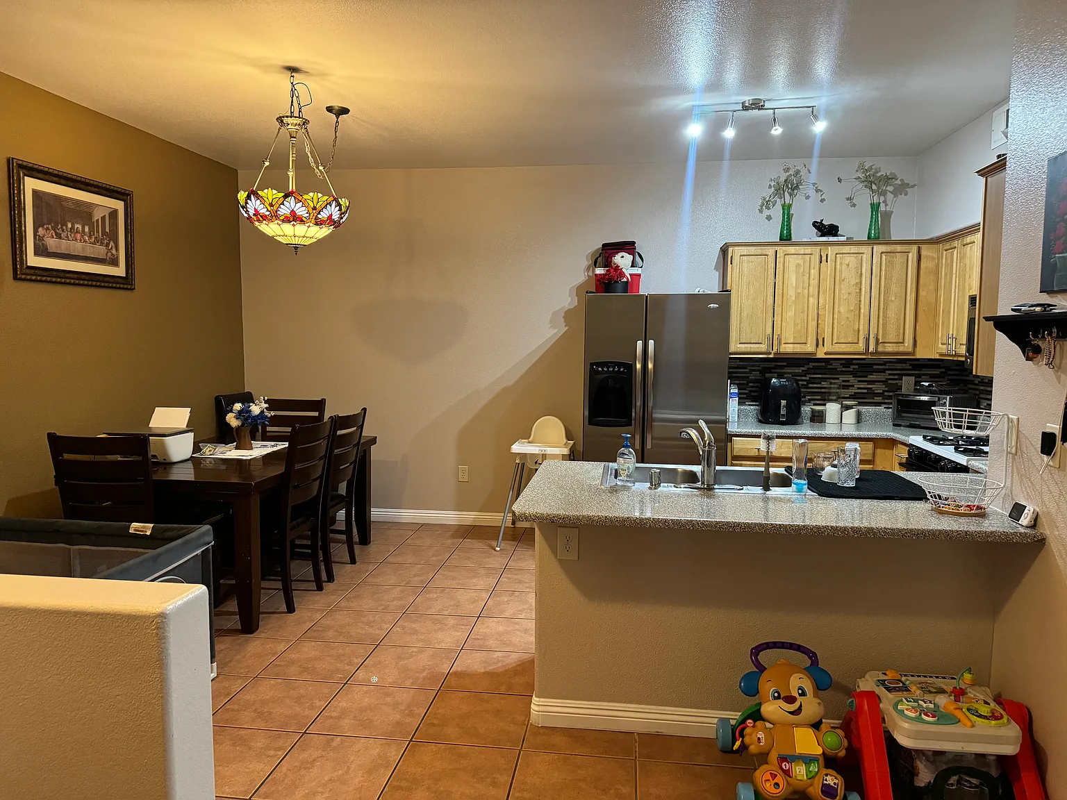 1 bed, 774 sqft, $1,200 — Photo 4