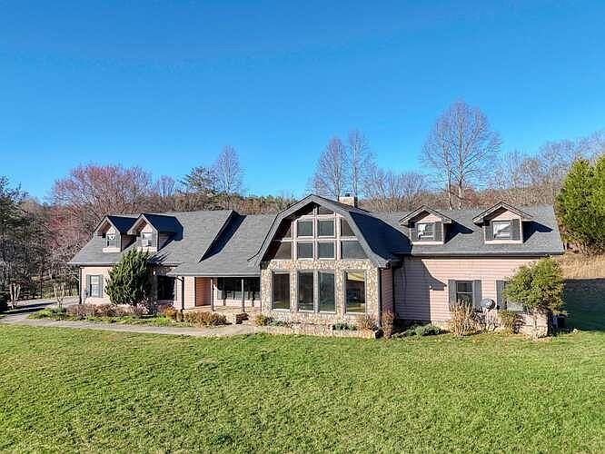 62 Stable Gate Dr, Blairsville, GA 30512 | Zillow