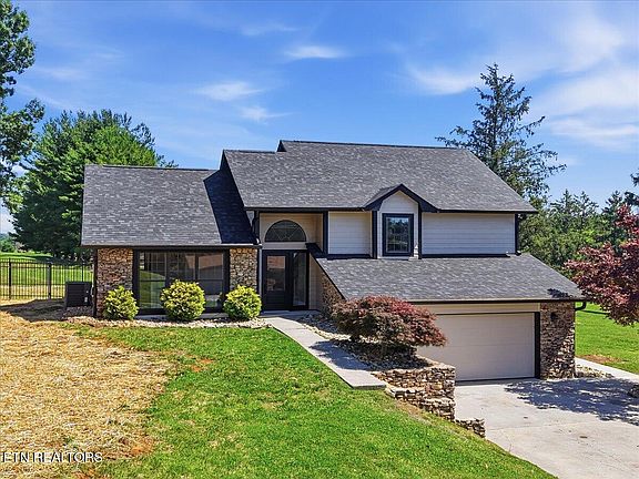 3rd image of 3514 E Atherton Ln