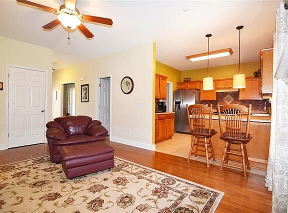 5th image of 4058 Harbour Ct