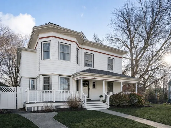 3 Ocean St, Dorchester, MA 02124