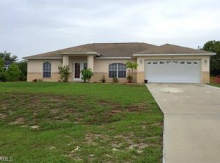 530 Denbighshire St, Lehigh Acres, FL 33974