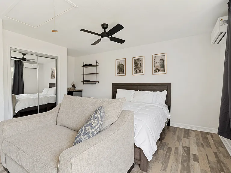 438 E Wright Blvd #2 — Photo 3