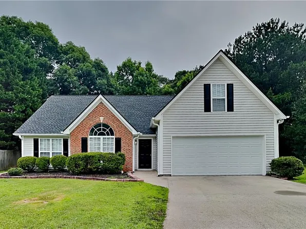 1041 Wicker Pine Dr, Lawrenceville, GA 30043