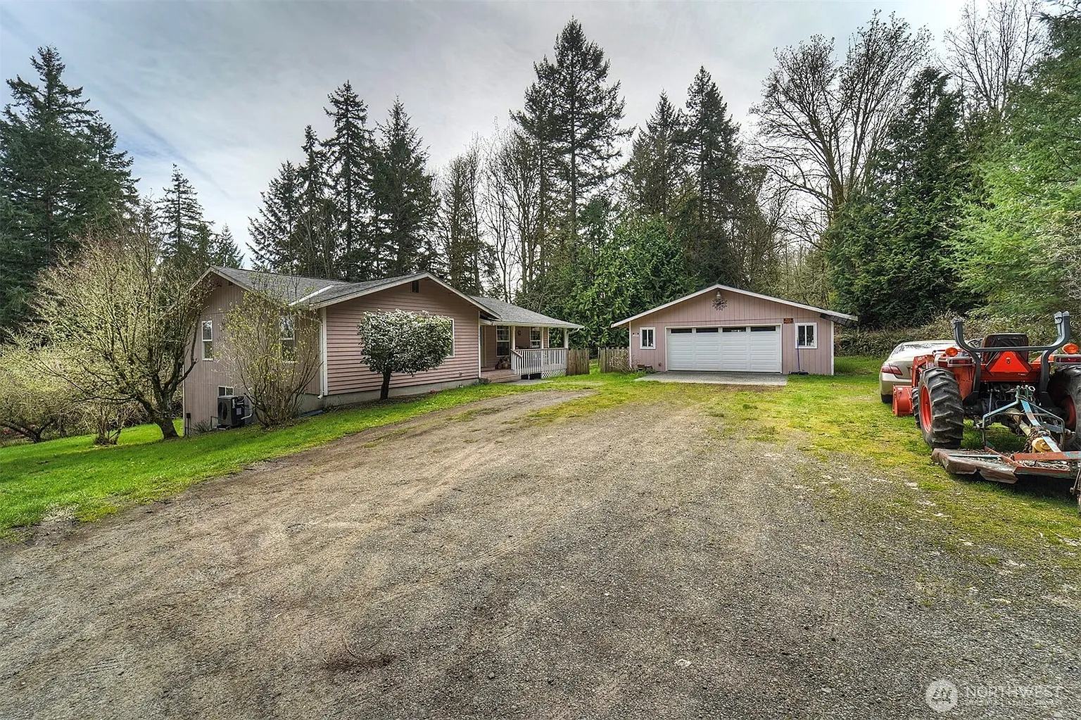 31481 Night Owl Avenue NE photo 1