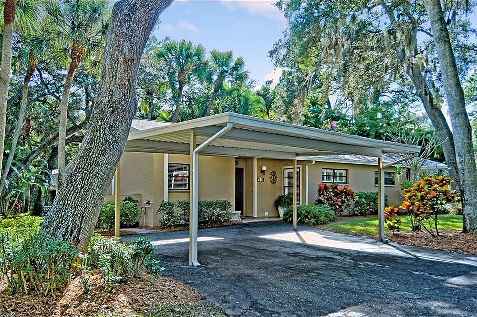 1st image of 4957 Village Gardens Dr #58