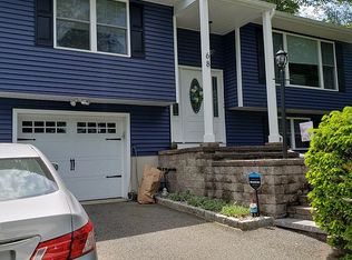 68 Lakeshore Dr, Rockaway, NJ 07866