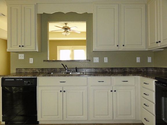 4th image of 5168 Calvary Cir
