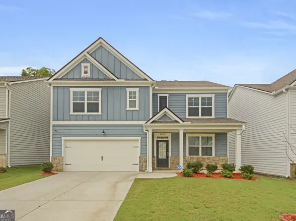 5967 Screech Owl Dr, Flowery Branch, GA 30542