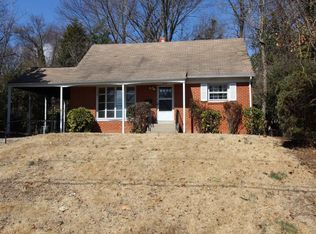 14118 Essex Dr, Woodbridge, VA 22191