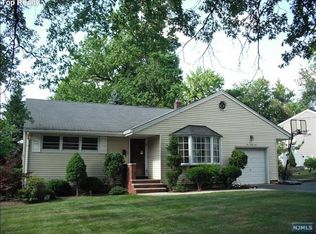 199 Phelps Ave, Cresskill, NJ 07626