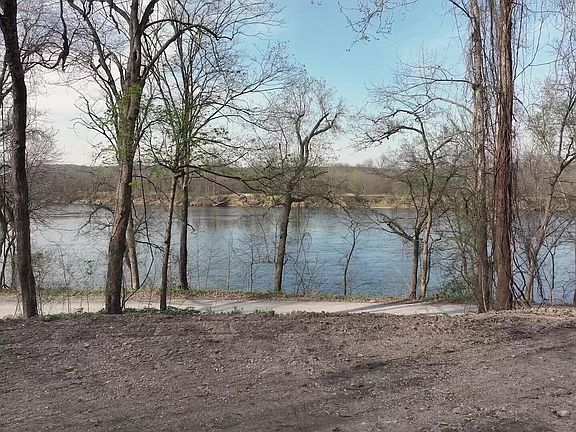 3rd image of 19 NE 4471st Rd