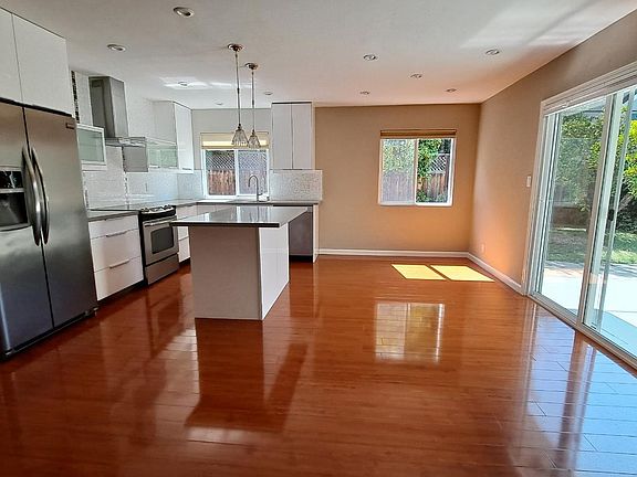 4th image of 5691 Begonia Dr