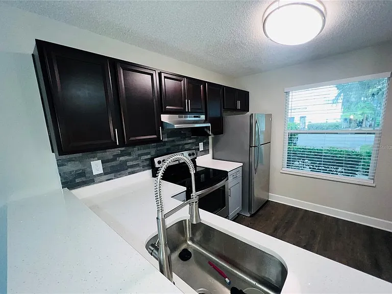 2556 Woodgate Blvd #103 — Photo 6