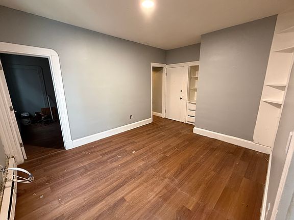 5th image of 275 Franklin Ave APT 2N