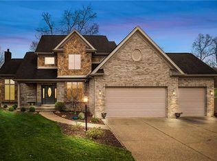 150 Congressional Ln, Beaver, PA
