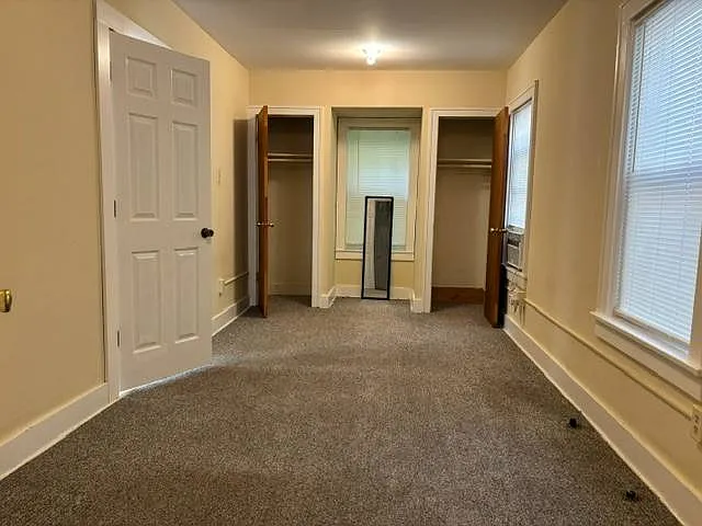 2604 Broadway #4 — Photo 5
