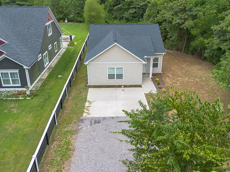 13713 William Stowe Dr — Photo 17