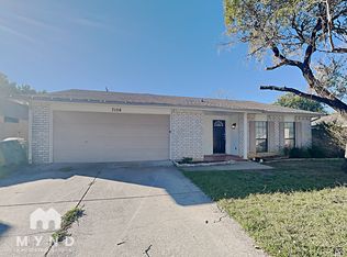 7104 Forestview Dr, Arlington, TX 76016