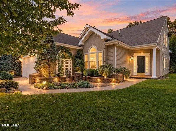 17 Seminole Court, Jackson, NJ 08527