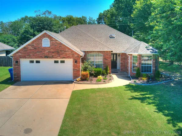 4717 S Ash Ave, Broken Arrow, OK 74011