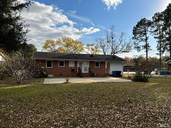 2nd image of 719 Carolina Dr