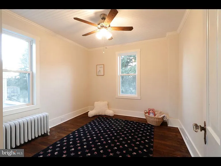 737 N Allegheny St — Photo 16
