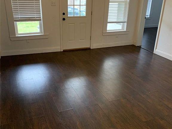 4th image of 378 County Road 3701