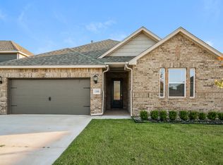 11909 SW 30th St, Yukon, OK 73099