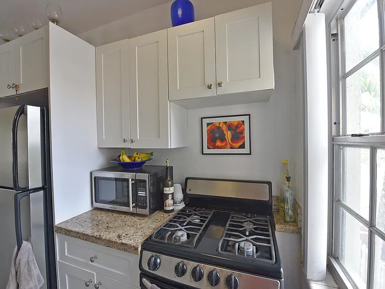 STAINLESS STEEL APPLIANCES_