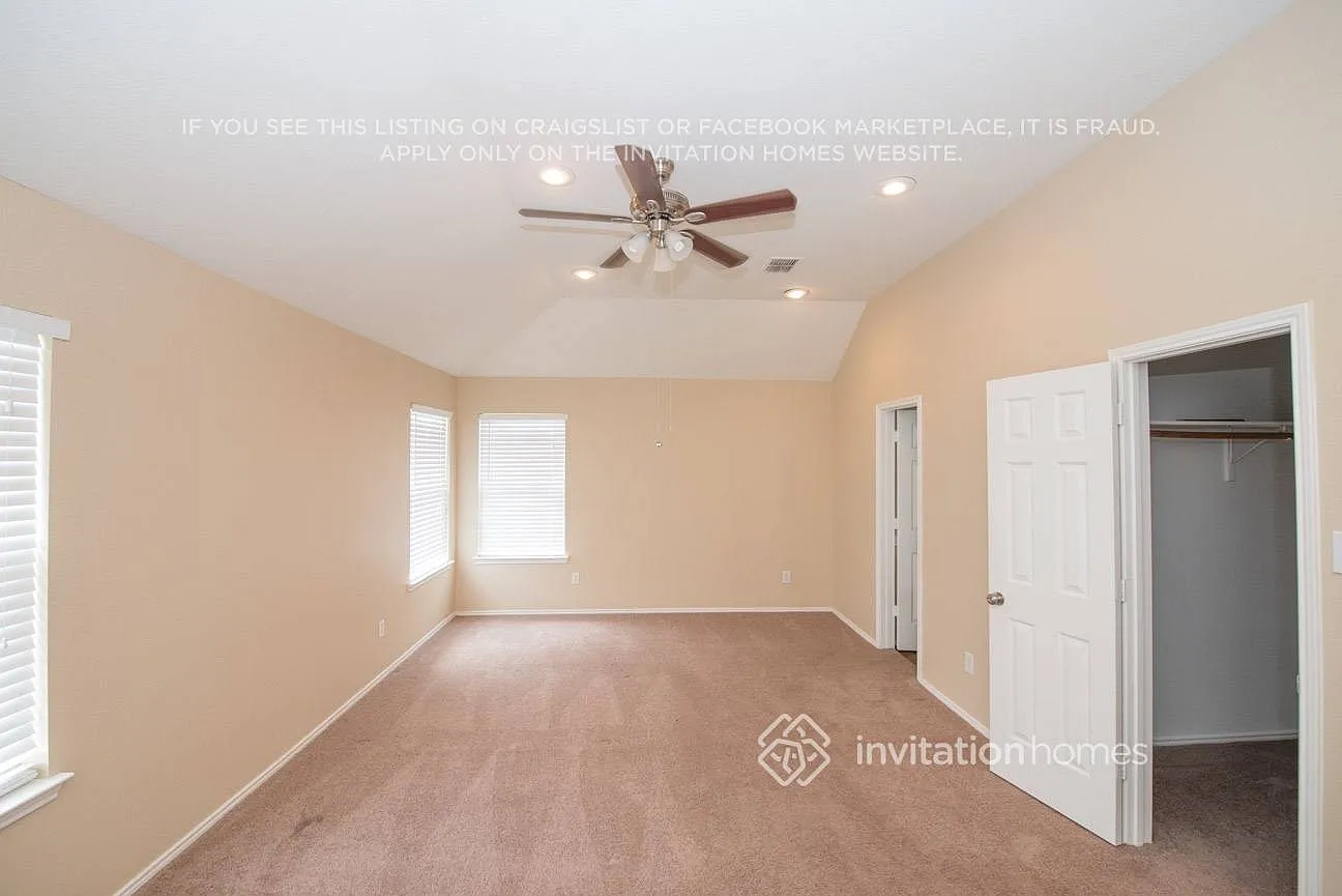 7704 Cresswell Dr Arlington, TX 76001 — Photo 4