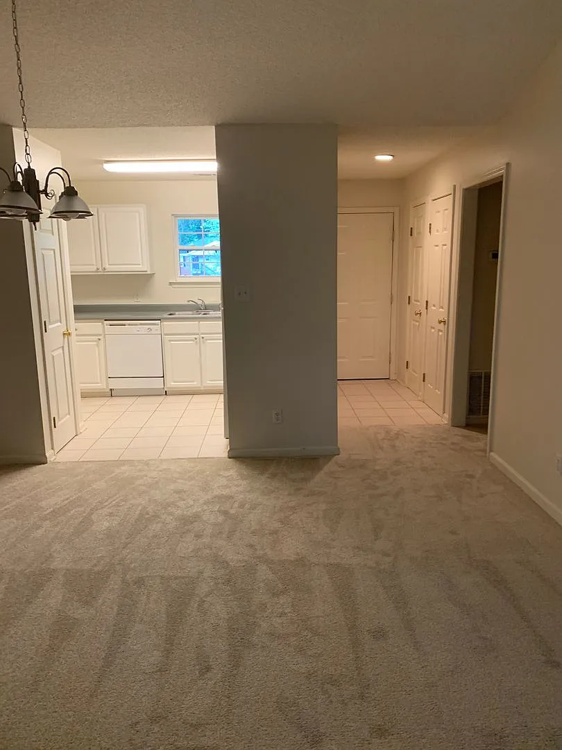 Brockington Square - Southside Savannah Condo-Tibet Avenue — Photo 3