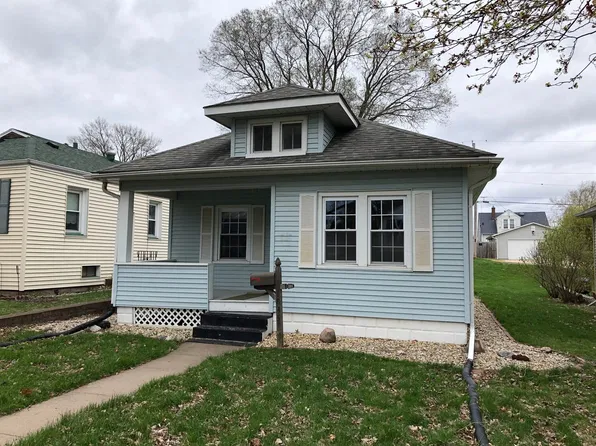 1845 39th St, Rock Island, IL 61201
