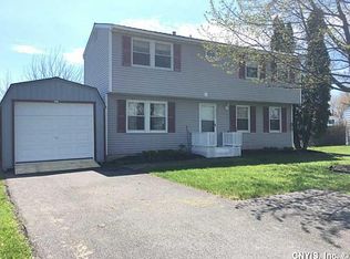 4981 Windgate Rd, Liverpool, NY 13088